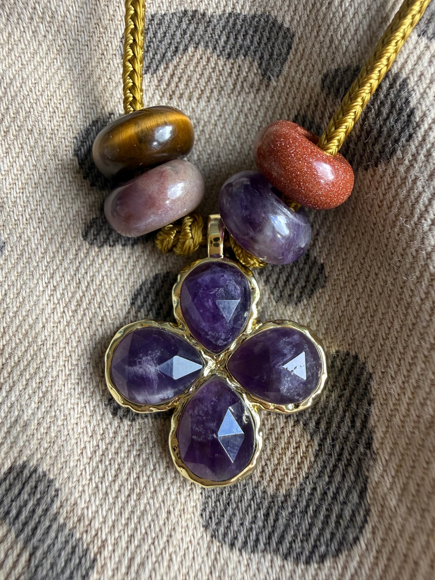 Ketting Golden Purple Clover