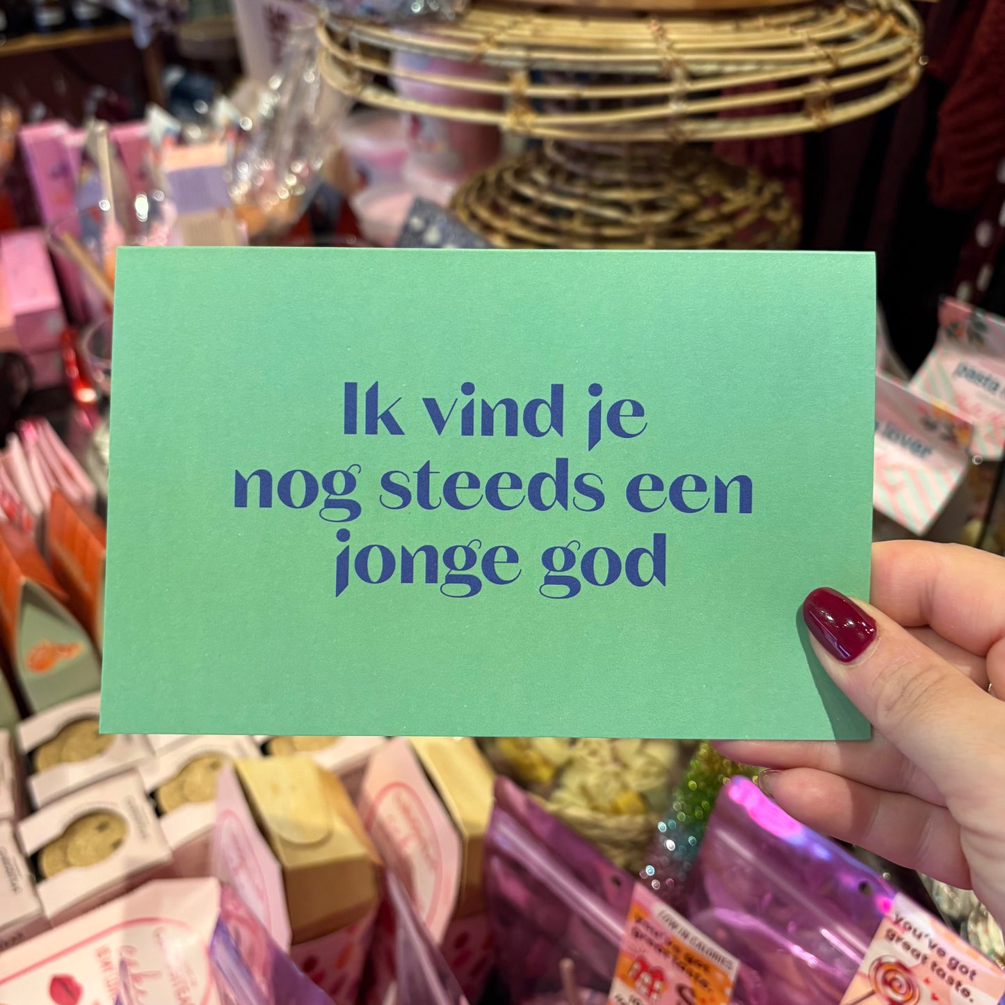 &C Nog steeds een jonge god