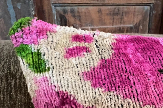 Ikat velvet kussen - roze